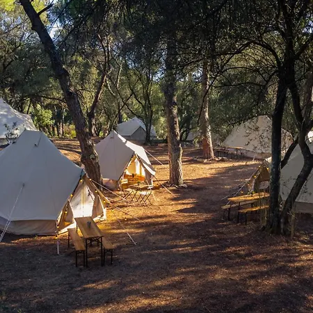 Kampaoh Glamping